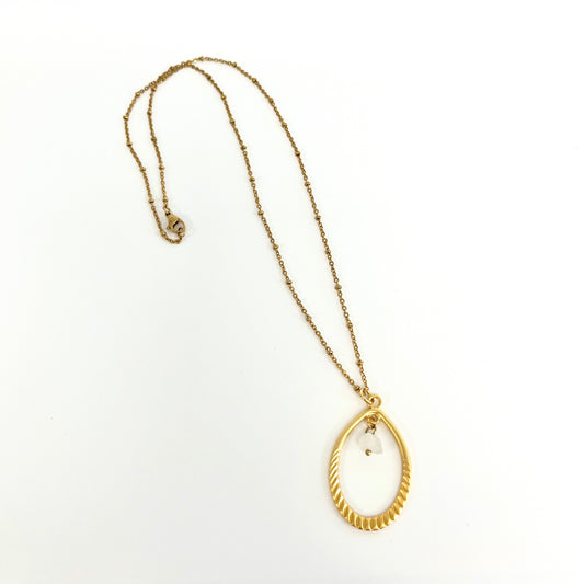 The Bella Necklace in Gold